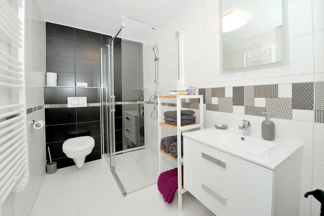 Pure Apartman Πετς Εξωτερικό φωτογραφία